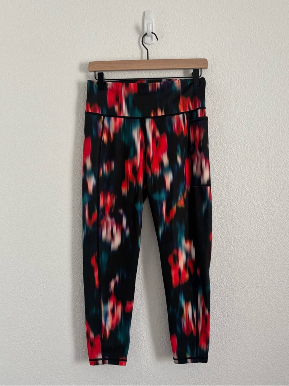 Sweaty Betty Women's Size Large Multicolor Super Sculpt 7/8 Leggings
